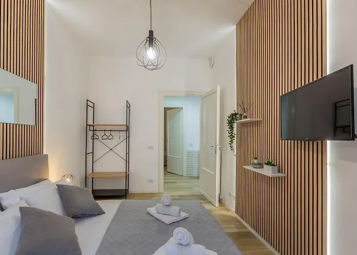 Imperium House - Con Giardino Privato, 3 Minuti Da Metro Piazza Bologna, A-c,